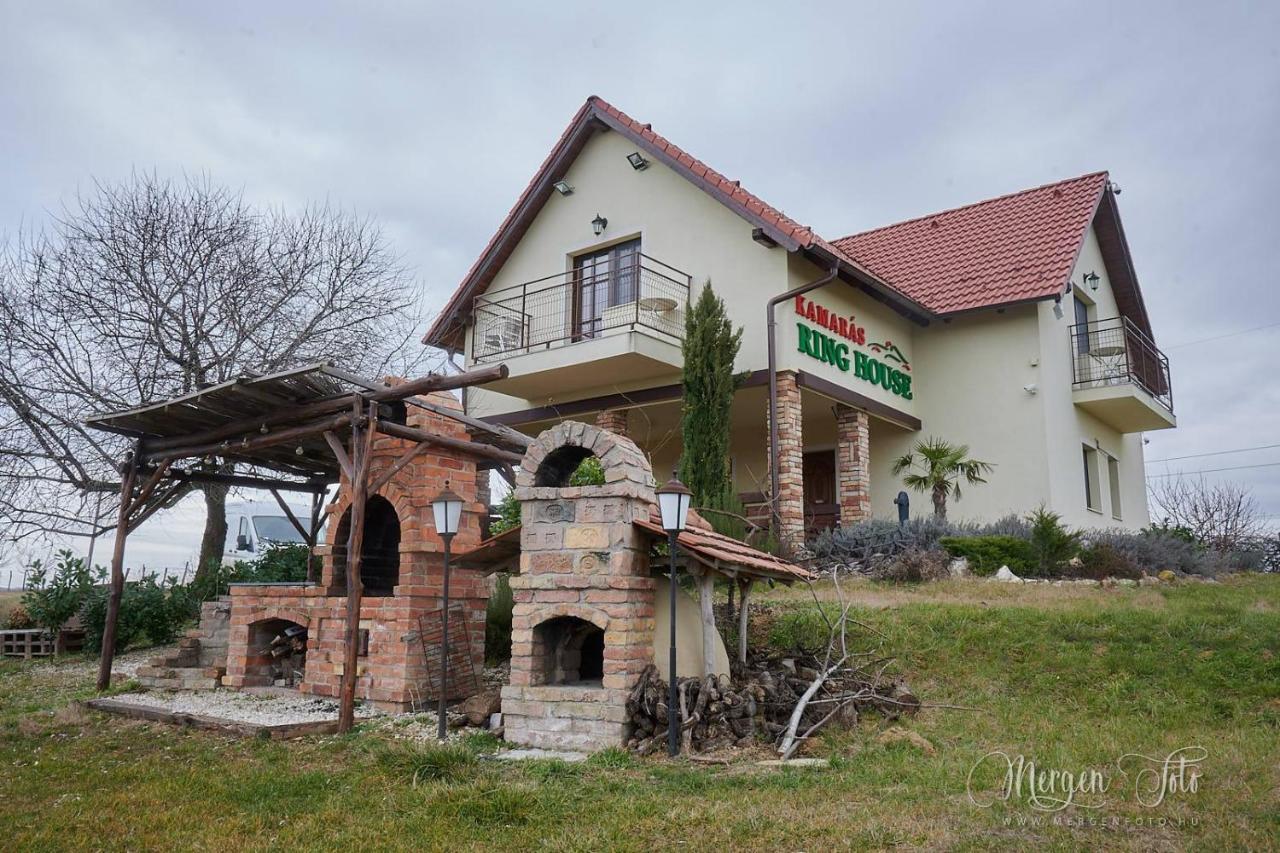 Kamaras Ring House Bed & Breakfast Mogyoród Екстериор снимка